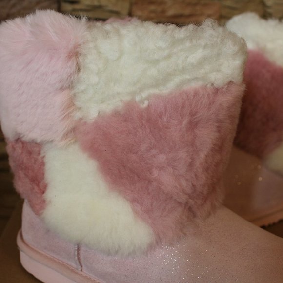 UGG NEW GIRL'S PATCHWORK FLUFF BOOTS PINK 1 3 - Picture 2 of 8